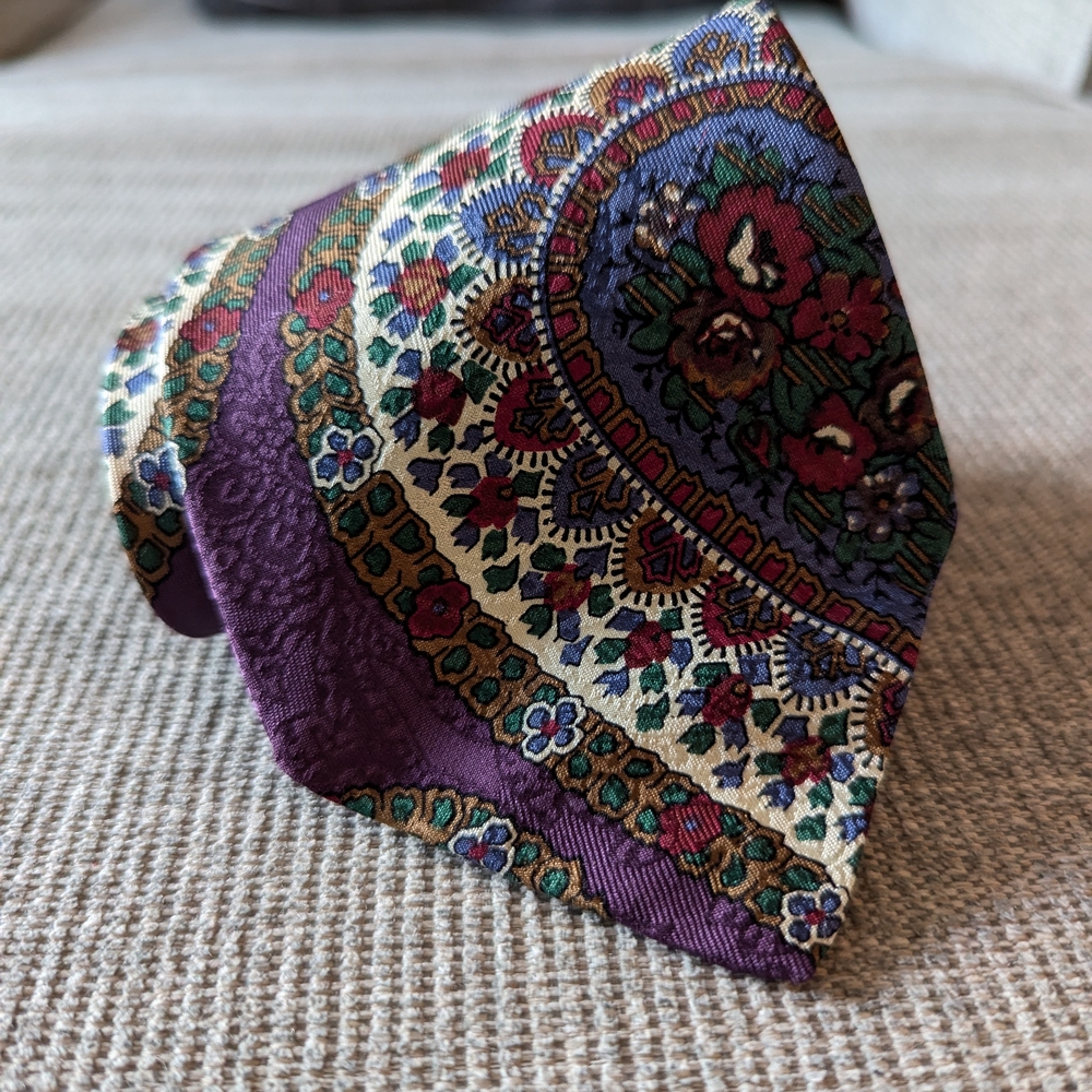 Robert Talbott Silk Tie Paisley Purple